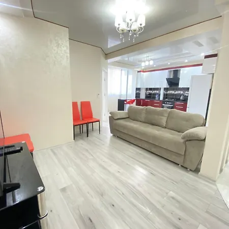 Rentnow Family Large Near Airport Apartment